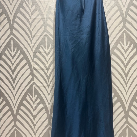 Princess Polly Blue Maxi Special Occasion Dress with Elegant Sheen - Picture 8 of 11